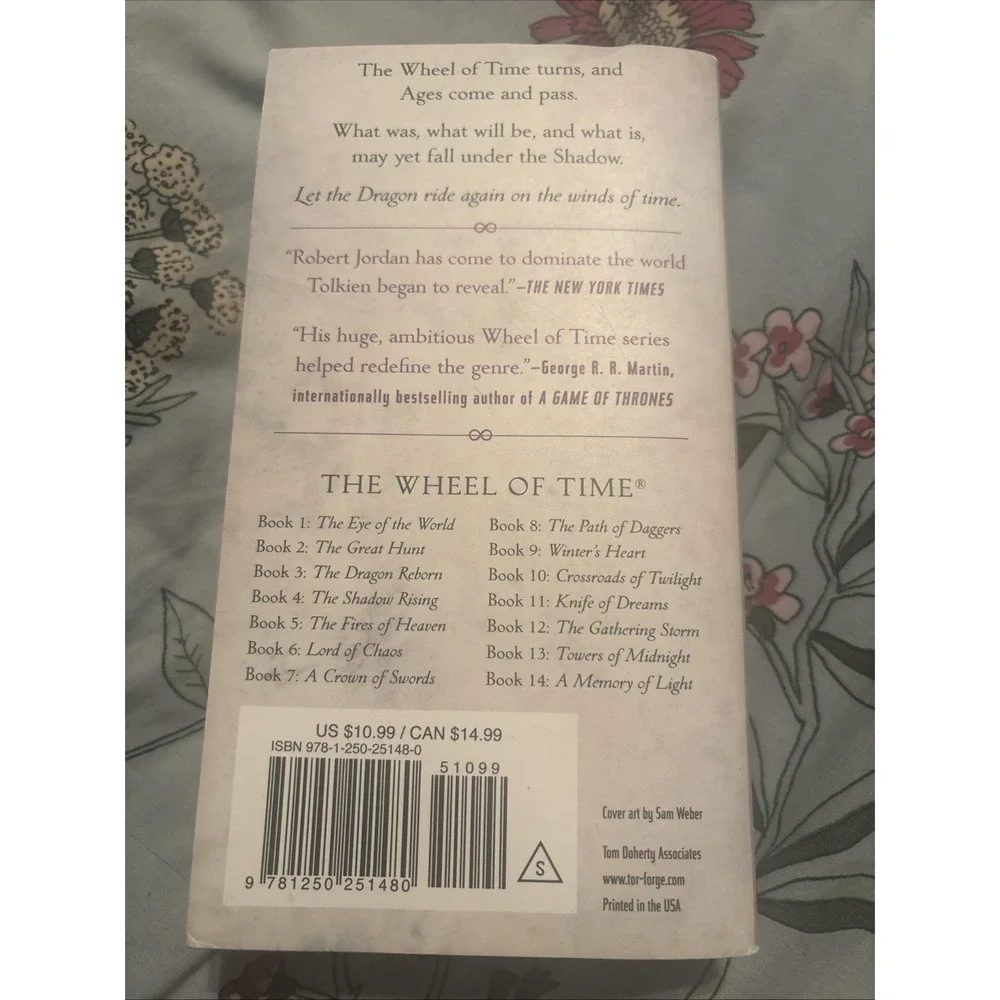 The Great Hunt: Book Two of 'The Wheel of Time' By Jordan, Robert -paperback